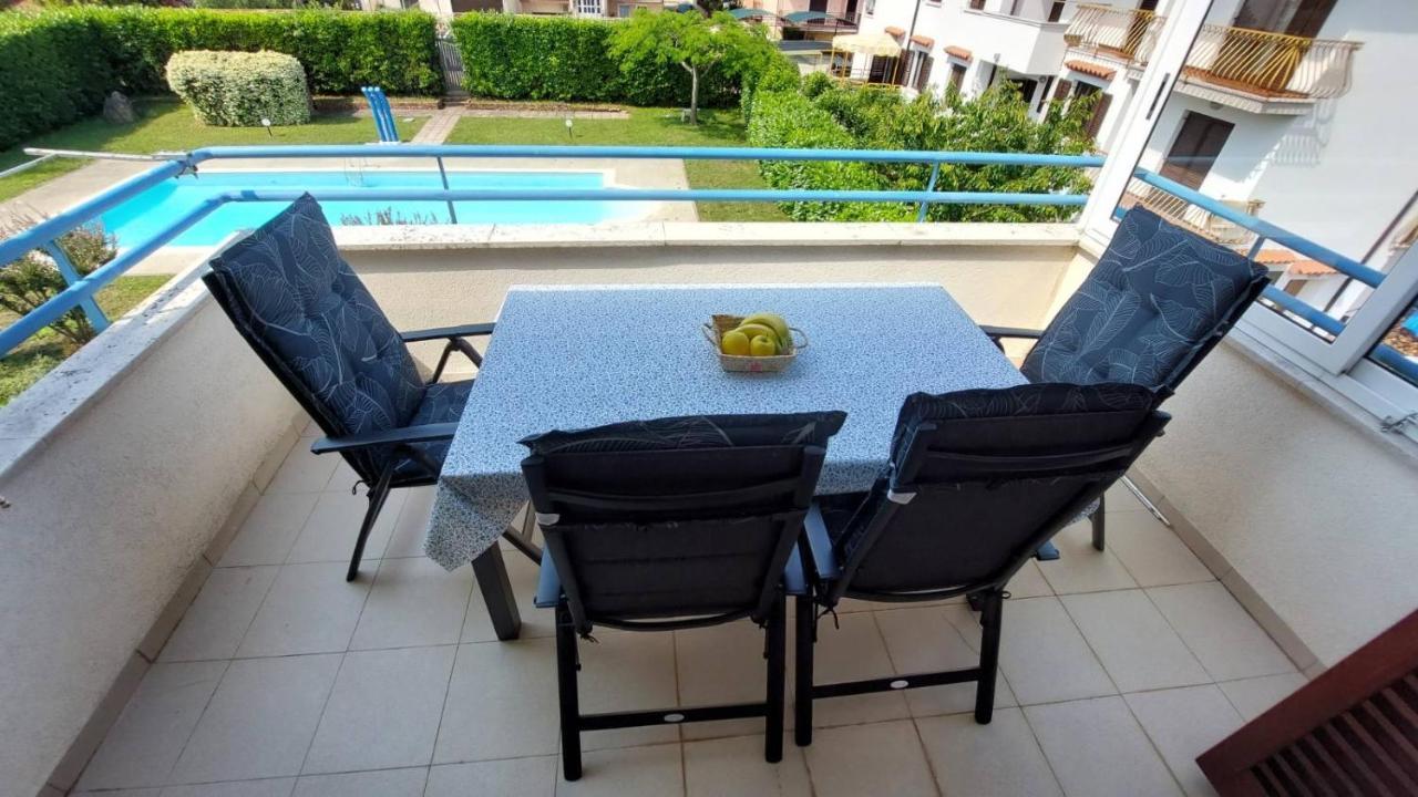 Apartman Lucija Rovigno Esterno foto