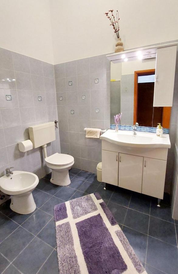 Apartman Lucija Rovigno Esterno foto